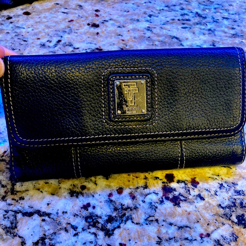 Tignanello Black Leather Ladies Wallet